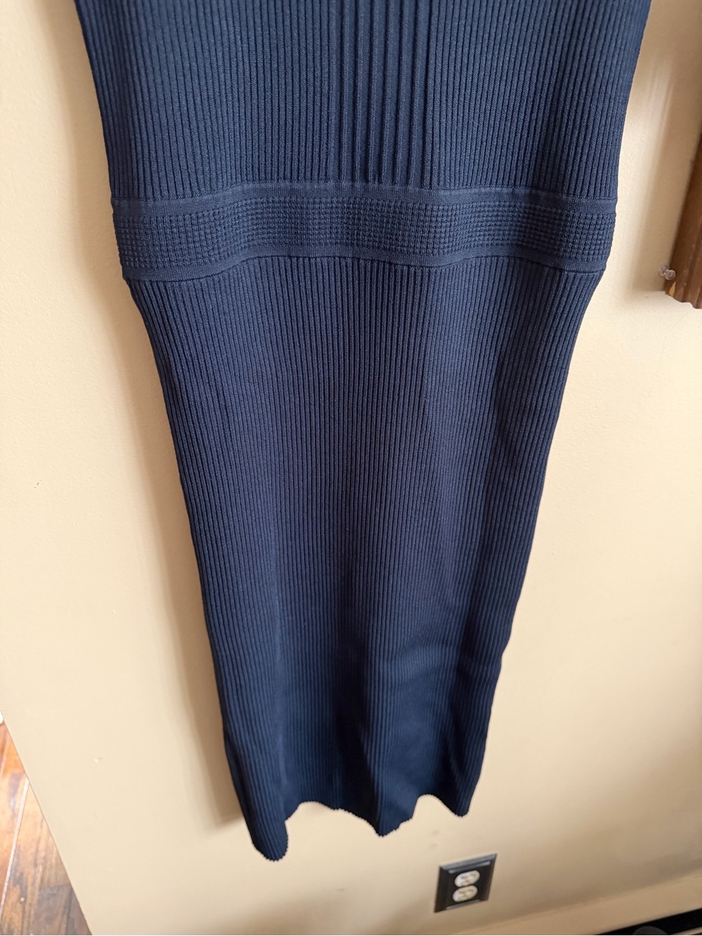 GSUS Amsterdam Black Ribbed Knit Midi Dress - Picture 6 of 10